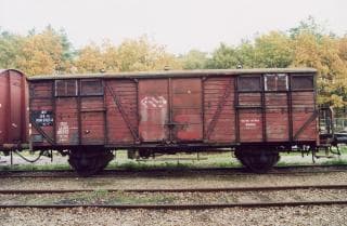S-CHR / Gesloten wagen / Vierdeurswagen met rembordes