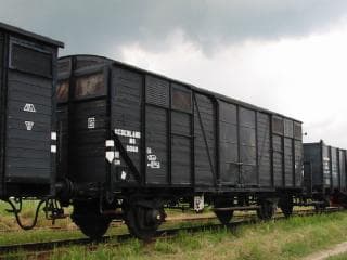 S-CHR / Vierdeurswagen met rembordes / Gesloten wagen