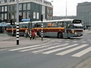 Gelede Stadsbus Serie: 545-569 (in dienst gekomen als 245-269, vernummerd in 1982) Merk: Mercedes-Benz Model/uitvoering: Mercedes-Benz O317G-Schenk GOBL 8000-Hainje