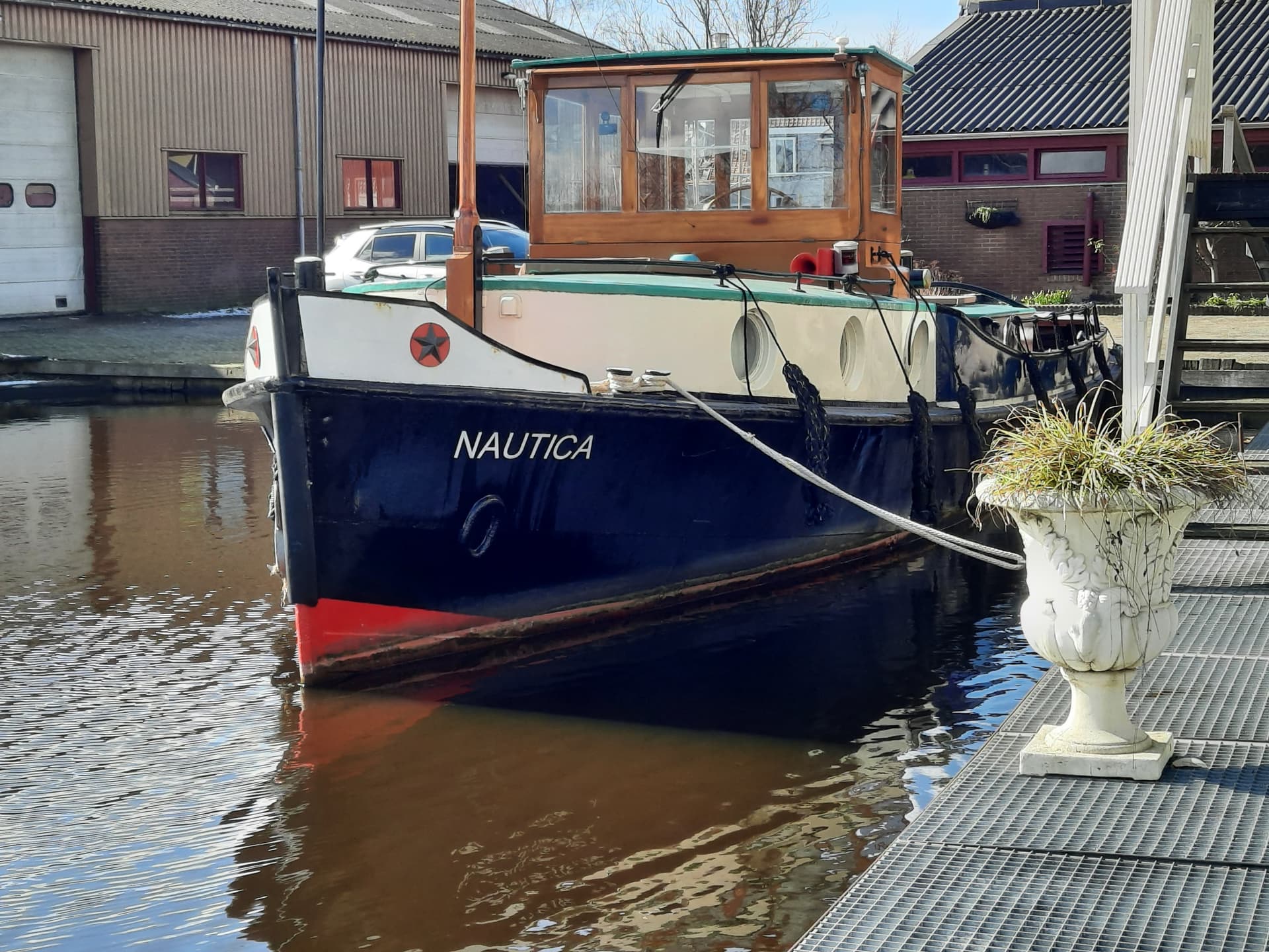 Nautica