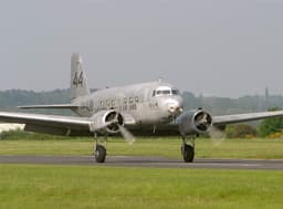Douglas DC-2