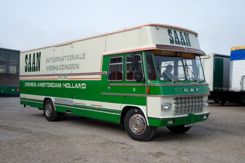 DAF 1600 BB Tapissière